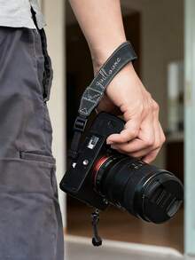 1PC Personalized Custom Leather Camera Strap, Camera Wrist Strap, Made Of Leather, With Laser-Engraved Text/Name, Suitable For Cameras And DSLR Cameras As A Versatile Shoulder Strap - Vintage Style, Durable, Easy To Clean. Camera Shoulder Strap, A Gift For Photography Enthusiasts, Photographers And Videographers, A Personal Gift, Christmas Gift, Digital Accessory, Perfect Gift, Valentine's Day Gift. - 彩色 - 查看 7