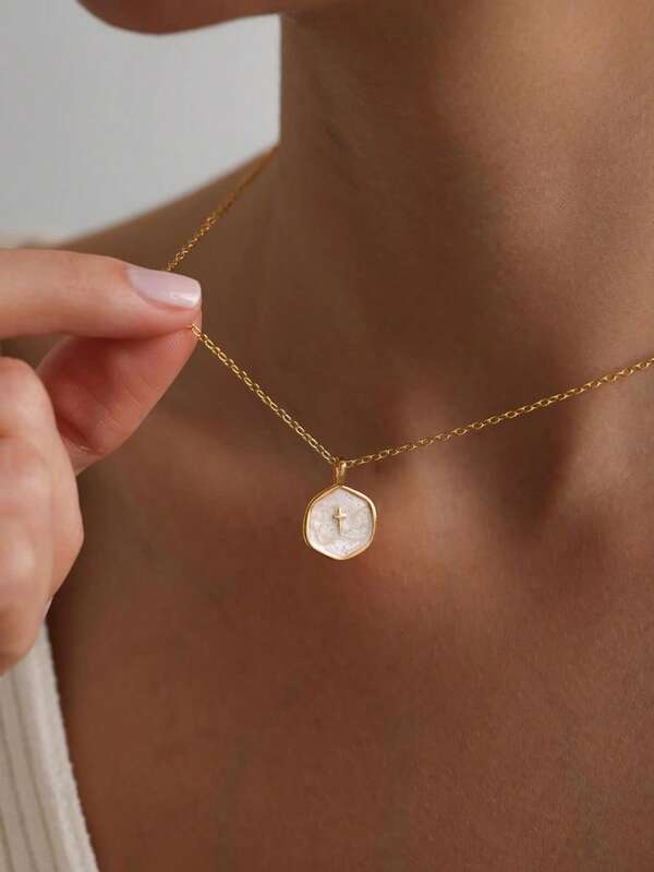 1 Piece Exquisite Gold Christian Necklace - Simple Cross Pendant With Chain, Suitable For Daily And Special Occasions, Elegant Jewelry - Religious Gift For Women, Birthday, Christmas, Anniversary - Suitable For All Seasons, High-End Design