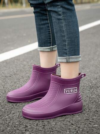 1 Pair Fashionable Versatile Women's Lightweight, Warm, Durable, Anti-Slip Rubber Boots For Kitchen, Car Washing, Thick Sole Rain Boots