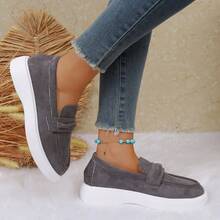 复古风女士休闲一脚蹬鞋，轻便时尚，方便穿脱，简约厚底，适合日常通勤 - 灰色 - 查看 3