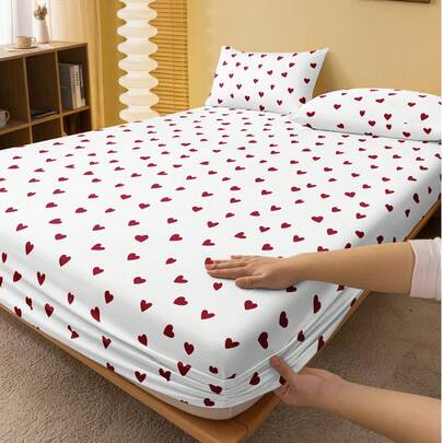 1pc Minimalist Red & White Heart Pattern Fitted Sheet, Mattress Protector, Valentine's Day Heart Mattress Cover, Soft & Breathable, Fits Twin, Full, Queen, King Size Beds, Deep Pocket Design Up To 11.8 Inches