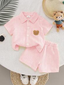 男婴街头时尚套装（2件套）：带纹理口袋小熊刺绣衬衫和短裤 - 淺粉色 - 查看 2