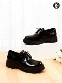 Nuevos MODA de plataforma y cuña para mujer, slip-on, de piel negra, zapatos pequeños. Cómodos oxfords con elevación, zapatos para fiesta estilo británico,Zapatos Oxford con cordones, color negro elegante y sólido para mujer, de suela plana, para el otoño de 2025 - Negro - Ver 3