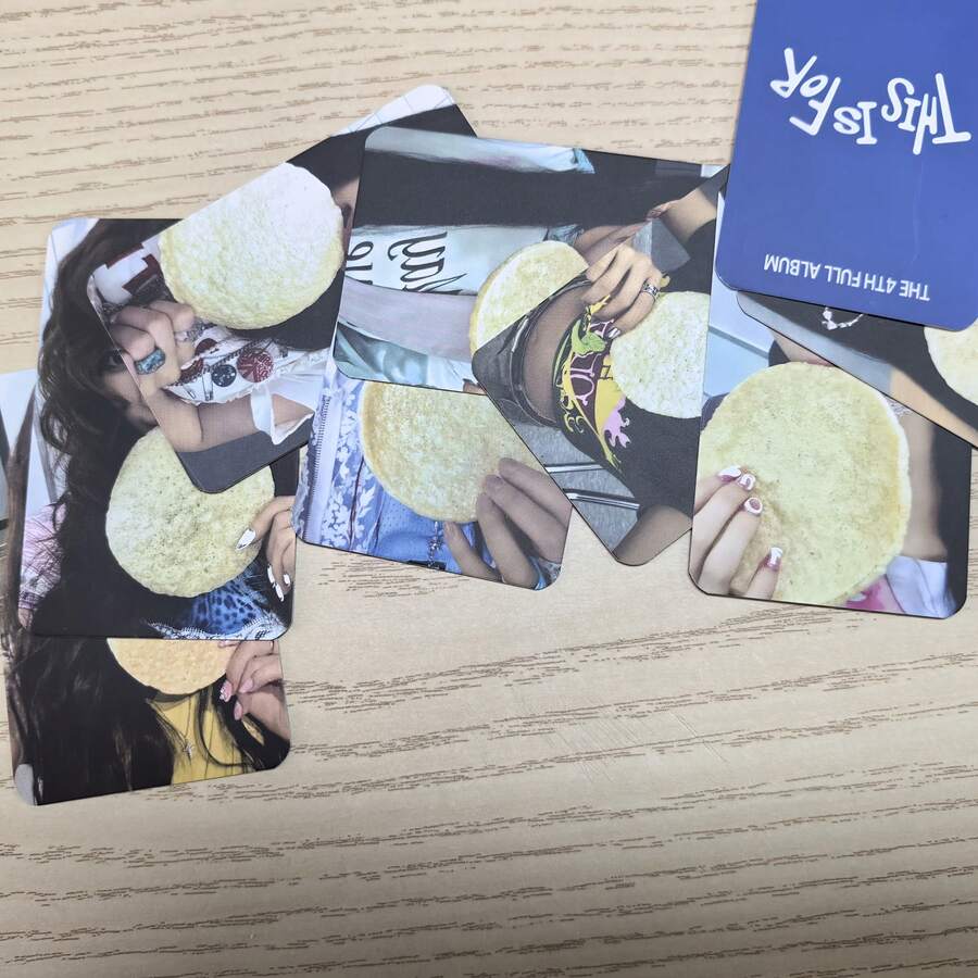 KPOP偶像JiHyo专辑新照片卡，Nayeon Tzuyu MOMO Sana Chaeyoung可爱自画像卡，粉丝收藏邮票 - 彩色 - 查看 1