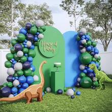 متعدد الألوان