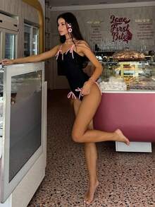 新款女士优雅可爱甜美学院风黑粉色连体泳衣，抽绳打结，不对称/前系带蝴蝶结，适合海滩度假邮轮夏季穿着 - 黑色 - 查看 2