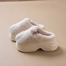 Women Skateboarding Shoes - Beige - View 6