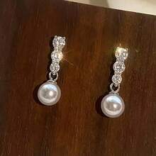 1对法式水钻珍珠耳钉，时尚独特奢华耳环 - 珍珠吊墜耳環 - 查看 5