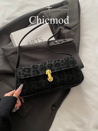 Vintage axelväska i konstläder med klaffdekor för armhålan för kvinnor, lämplig för dejter, utflykter, fester, kan även användas som plånbok, särskilt lämplig för unga kvinnor, studenter, nygifta, kontorsanställda. Perfekt för kontor, skola, arbete, affärer, pendling, utomhusaktiviteter, resor och picknick.