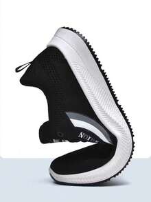 Zapatillas de tenis antideslizantes para hombre, ligeras y cómodas, diseño de choque de colores negro y rojo, estilo sencillo y a la moda, adecuadas para deportes, caminar, correr, fitness, fiesta, viaje y uso diario - Blanco y Negro - Ver 8