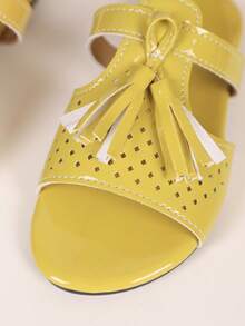 1 Pair Children's Tassel PU Casual Fashion Slippers, Suitable For Summer