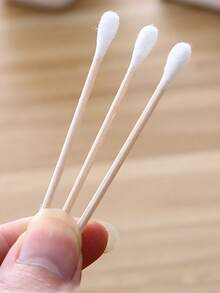 3-In-1 Wireless Earphone Cleaning Kit Includes A Multi-Functional Cleaning Pen, A Soft-Bristled Brush, And A Flocked Sponge To Remove Dust And Stubborn Stains. Suitable For Cleaning Bluetooth Earphone Cases, Mobile Phones, Cameras, And Other Devices, This Compact And Portable Tool Easily Fits In A Pocket Or Bag For Convenient Travel Or Everyday Use. - Multicolor - View 10