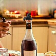 4pcs Wine And Beer Bottle Stoppers, Durable Bar Style Hand Press Sealing Bottle Caps, Suitable For Champagne & Sparkling Wine, Leak-Proof And Preserving, Bottle Stoppers, Champagne Stoppers, Streamlined Design, High-Quality Sealing, Party Host - Multicolor - View 4