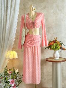 女士夏季波点两件套沙滩装，包括荷叶边喇叭袖透视V领罩衫上衣和长款侧开衩罩衫连衣裙，是夏季海滩和泳池派对的完美之选。 - 粉色 - 查看 4