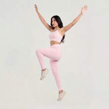 Women's Fitness Set 3-Piece Kit – Complete Gym Look: Top + Leggings + Tulle T-Shirt – 3-In-1 Sportswear Set – Train In Style And Comfort - 淺粉色 - 查看 5