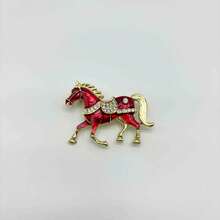 1枚欧美热销胸针 跨境新款卡通生肖创意珐琅滴油小马胸针 精致百搭头巾别针