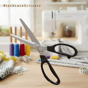 1 st vågsax, 11 st tygklippsaxar, skräddarsax, tygklippsax, sömnadssax, vågsax, triangelsax, torrsax för ludd, tandad klippning, lämplig för torrklippning och sömnad.