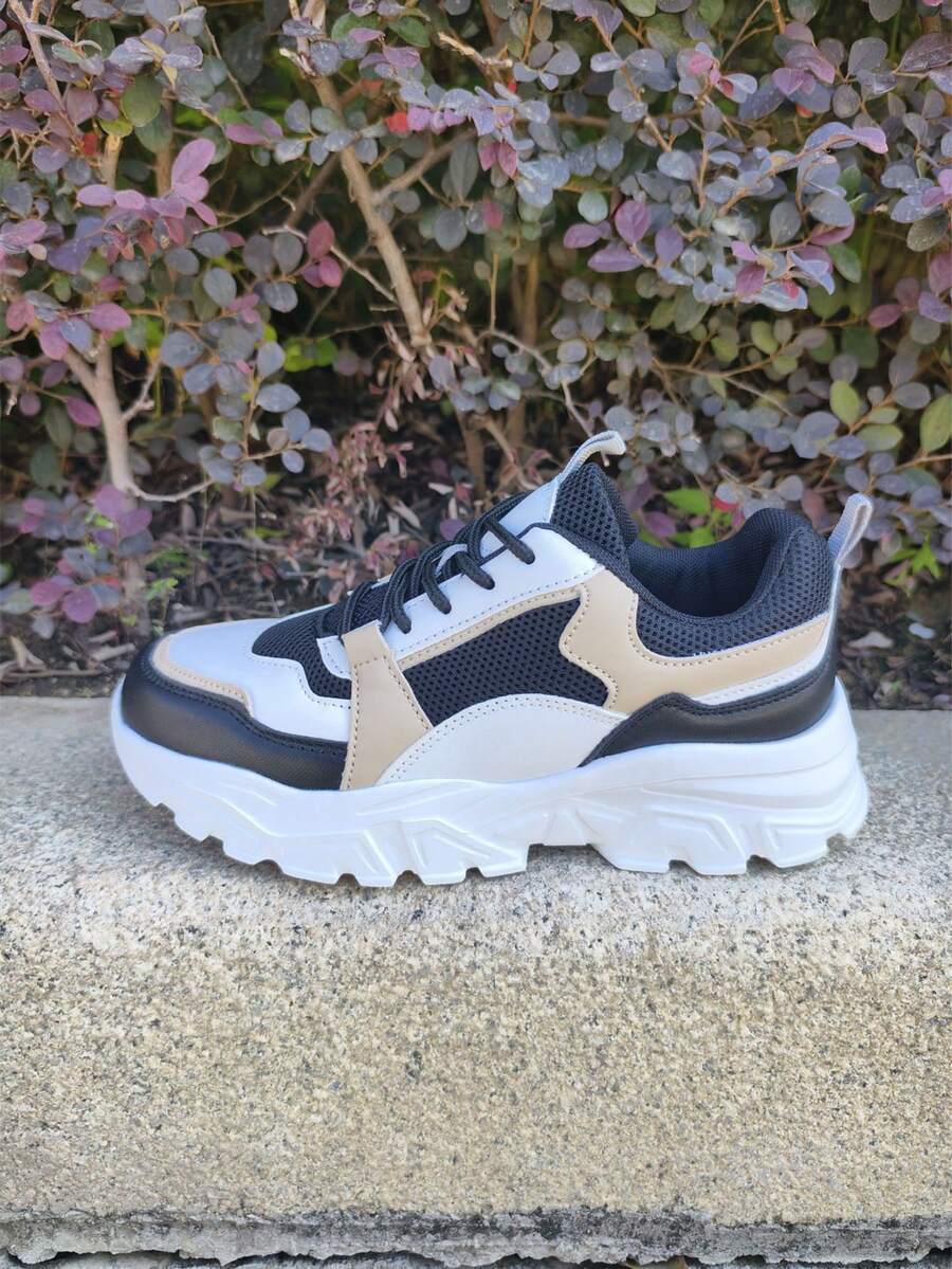 2025年流行厚底运动鞋，网红风，厚底，轻便，软底，高端运动鞋