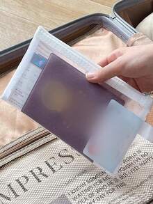 透明护照夹，拉链封口 - 轻便旅行证件收纳包，耐用塑料材质，便携式卡包，可收纳护照、身份证、现金和信用卡 - 商务旅行和度假必备配件 - 彩色 - 查看 1