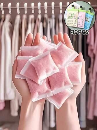 49/48个装玫瑰香味塑料衣柜保鲜袋，带密封夹，花香家居香氛，红色，悬挂式空气净化器，适用于衣柜和抽屉，内含持久留香纸