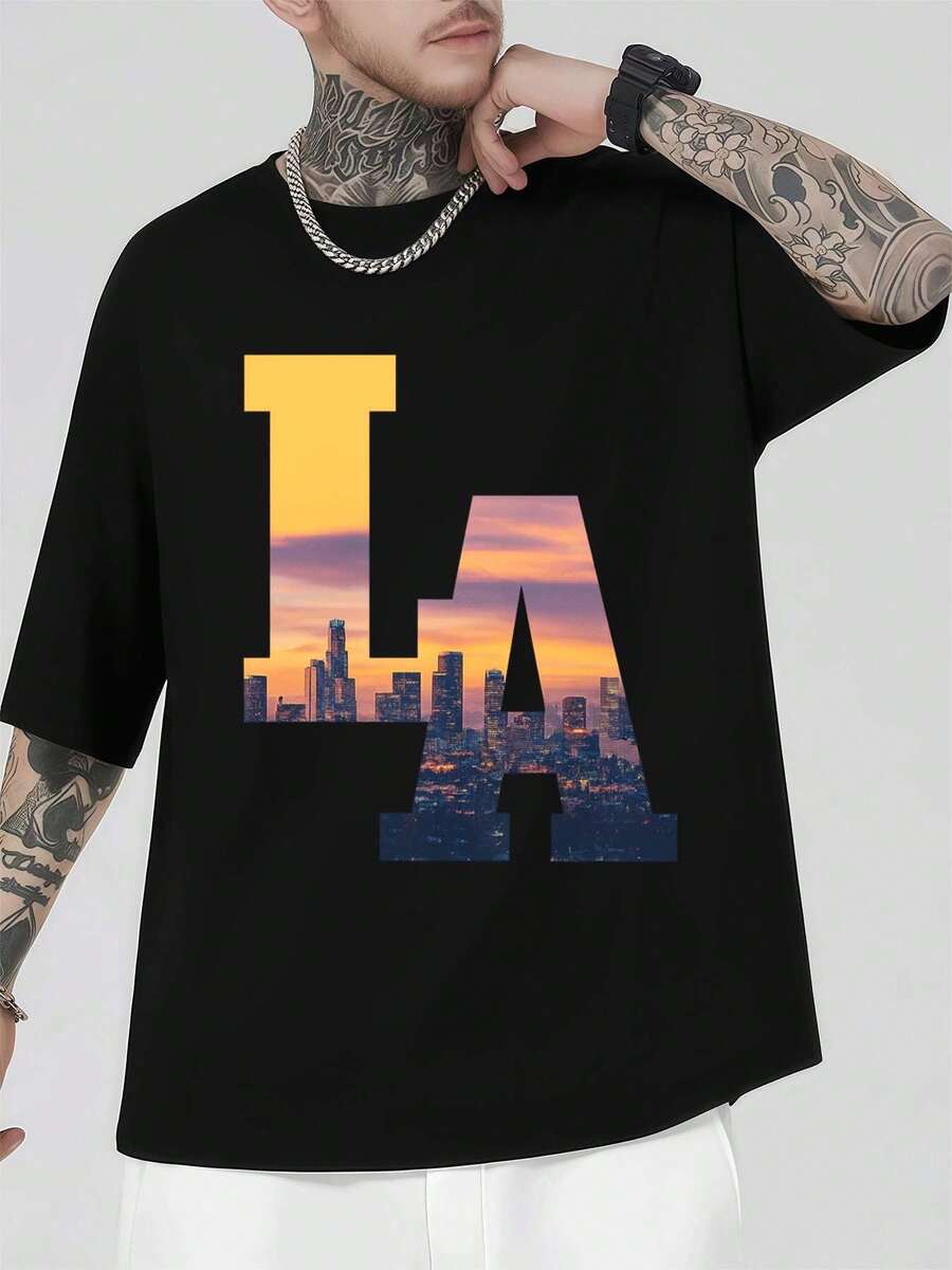 Camiseta con estampado del horizonte de Los ángeles. Tela de calidad, cuello redondo, corte holgado, cómoda, dise?o gráfico. - Negro - Ver 1