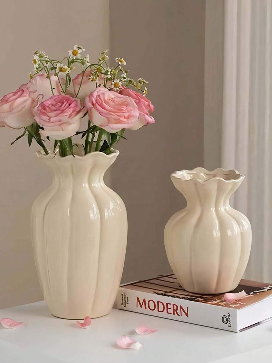 Eine elegante Vintage Vase. Sie kann als Blumencontainer im Wohnzimmer verwendet werden, auf einem Gestell für getrocknete Blumen als moderne Dekoration platziert oder als Mittelpunkt auf dem Esstisch. Sie kann frische oder künstliche Blumen aufnehmen und ist eine ideale Dekoration für Couchtische, Schreibtische und Wohnzimmer. Geeignet für Raumdekoration, Heimdekoration und Herbstdekoration. Vase - Verschiedenfarbig - Übersicht 1