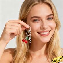 个性化Y2K樱桃钥匙扣，送给女孩的礼物，可用作包包挂饰、汽车装饰、教师节礼物、朋友礼物、姐妹礼物，创意十足 - 多色 - 查看 5