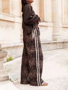 1 pezzo Pantaloni casual larghi con stampa leopardata in poliestere, vita con coulisse e tasche, taglie comode, adatti per appuntamenti serali, vacanze, scuola, vacanze, casa, feste singole, festival di musica country, aeroporto, sport e fitness, primavera/estate/autunno, pantaloni marroni dritti e larghi, stile casual sportivo americano, stile europeo, stile semplice da strada, stile college, Ringraziamento, Ognissanti, Vigilia di Natale, Natale, Boxing Day, Cyber Monday - Stampa leopardata - Visualizzare 7