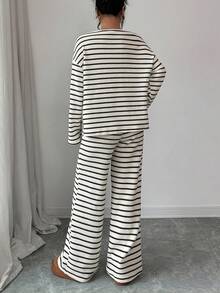 Women's Black & White Striped Off-Shoulder Long Sleeve T-Shirt And Elastic Waist Striped Pants Loose 2-Piece Set, Suitable For Daily, Commuting, Casual, Vacation, Bohemian - Black and White - View 4