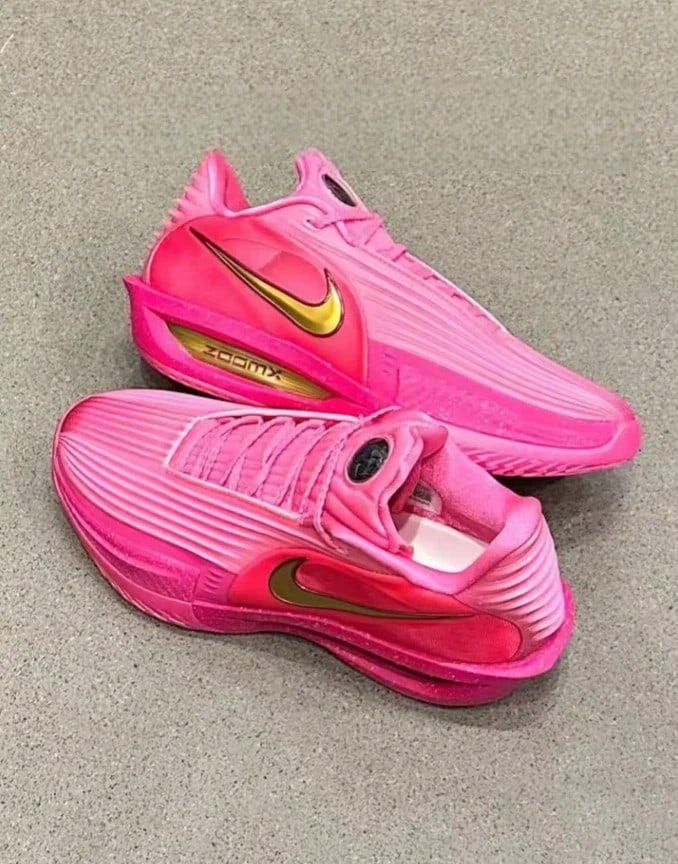 Nike 男子ZOOM G.T.CUT 3 TURBO EP 舒適柔軟低筒籃球鞋