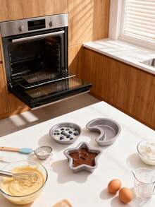 1pc Star & Moon Shaped Baking Mold, Carbon Steel Material, Holiday Theme For Making Delicious Cakes, Mousses, Cupcakes, Non-Stick Bread Baking Pan - Multicolor - View 5