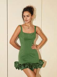 Vestido feminino elegante sem mangas com babados na barra, modelo peplum, ideal para casamentos, formaturas, bailes de gala, looks de verão e festas de Natal. - Verde de Exercício - Ver 6