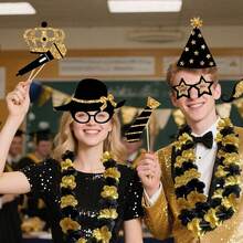 24/34/44 件套派对拍照道具花环项链，适用于生日、婚礼、毕业舞会等派对，包含帽子、口红、领带、皇冠等（金色） - 金色 - 查看 8