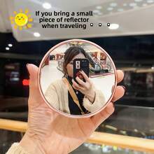 1个旅行自拍凸面镜，广角玻璃镜，用于记录脚印的小圆镜，手持摄影道具，适合户外旅行摄影和家居装饰。