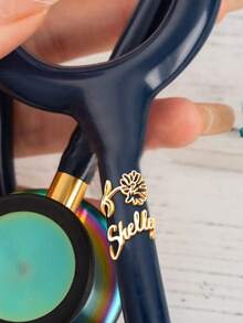 1 Peça Etiqueta de Identificação Personalizada para Estetoscópio com Flores de Aniversário, Tag de ID de Estetoscópio, Pingente de Estetoscópio com Flor de Aniversário, Itens Personalizáveis, Presentes de Formatura de Enfermagem, Presentes para Enfermeiros Registrados, Presentes para Amigos Médicos, Presentes de Natal, Presentes de Aniversário, Acessórios de Joalheria, Presentes Personalizados