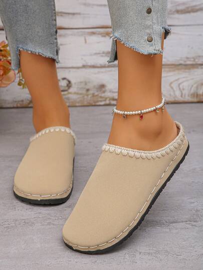 女士厚底休闲平底鞋，纯色仿麂皮金属装饰，适合室内外穿着，秋冬季款