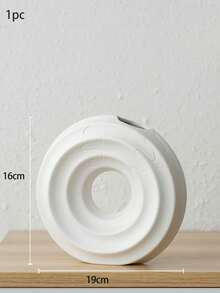 1支仿真榕树枝，塑料材质，四季皆宜，适用于各种房间，适合母亲节/毕业典礼/父亲节等场合，盆景风格，桌面摆设，无需电源。不含花盆。适用于房间装饰、家居装饰、生日装饰、厨房布置、办公室装饰、卧室装饰、客厅装饰、派对装饰、花园装饰。