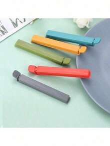 5pcs    Kitchen Colorful Sealing Clip | A Small Clip With Bright Colors, Used To Seal Snacks, Miscellaneous Grains, And Seasoning Bags, Clamp The Bag Mouth To Block Air, Prevent Moisture And Preserve Freshness - 彩色 - 查看 6