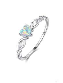 Exquisito anillo de plata de ley 925 con engaste en forma de corazón y opalo, que simboliza un amor bello, dulce y eterno, ideal para compromiso o boda - Plateado - Ver 11