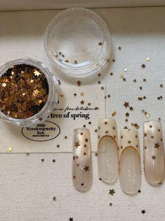 1盒棕色小星星形混合尺寸美甲用品，DIY美甲装饰配件，适合秋冬季