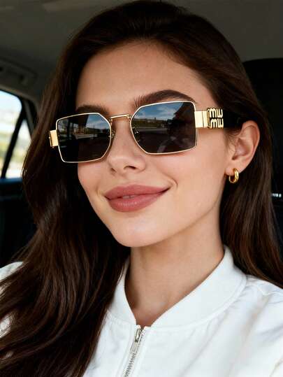 1 par de gafas de moda para mujer con montura cuadrada pequeña clásica, accesorios para viajes al aire la playa, regalo básico casual para mujer adecuado para el otoño/invierno, apto para usar en vacaciones de verano en la playa y viajes al aire libre