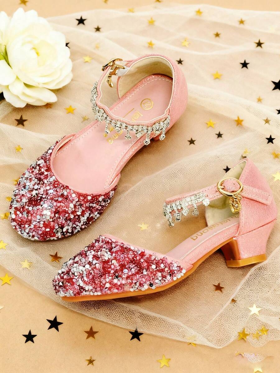 A Pair Of Pink High Heels With Pearl Decorations- Tacones De Niña,Princess Shoes,Ballet,Ballet Shoes,Ballerina,Girls Shoes,Dance Shoes,Dance,Zapatillas De Ballet Niña,Zapatos Rojos De Niña,Pointe Shoes,Toddler Dance Wear,Kids Slippers,Tap Shoes,Pointe Shoes Ballet,Satin Shoes, Suitable For Children Aged 7 To 10 | Ideal For Suitable For Wearing In Scenarios Such As Schools, Dance Studios, Academic Or Talent Show Events, Weddings, Family Gatherings, Visits To Important Relatives And Friends, Birthday Celebrations, Parties, Parent-Child Outings, Check-In Spots, Family Dinners, Shopping Trips, And More.Can Be Paired With Skirts, School Uniforms, Or Pants. In Spring And Autumn, It Can Be Worn With Thin Socks; In Winter, With Fleece-Lined Socks; And In Summer, It Can Be Worn Alone. - 885-1 Hồng - Xem 1