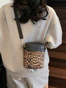 男士时尚小方包，多功能单肩斜挎包，男女通用迷你手机包，豹纹PU皮材质，轻便大容量，多隔层设计，适合各种场合，如通勤、商务、旅行、运动、摩托车骑行等，网红风单肩包，万圣节礼物、圣诞节礼物、生日礼物、情人节礼物，送给男朋友、女朋友的理想之选。 - 黑色 - 查看 4