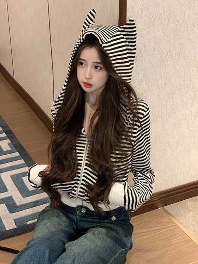 条纹撞色拉链口袋休闲日常拍照街头风女式长袖卫衣，春秋季