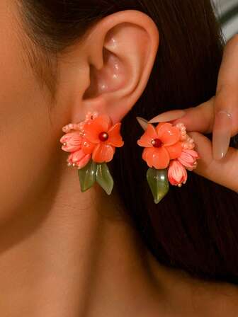 2pcs Bohemian Style Middle Eastern Floral Handmade DIY Woven Oriental Palace Style Colorful Petal Earrings, Includes Faux Pearl Pendant Flower Earrings, Chrysanthemum And Other Multicolor Floral Styles, Suitable For Women's Daily Wear, Festivals And Parties As Gifts. Note: Due To Handmade Nature, The Product May Have Some Deformation During Shipping, Please Manually Adjust If Needed.