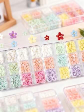Floral Style Nail Jewellery Set, Chunky Flower Charms, Charming Nail Flowers, Flower Charms And 3D Flower Nail Stickers, Designed For Millennial Style Nail Decorations, Women's Nail Care Products, Nail Gems.