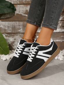 Tênis de Treinamento Plus Size 35-42 para Mulheres, Tênis Esportivos, Tênis de Skate, Tênis Esportivos para Estudantes, Tênis Casuais Sem Salto com Cadarço, Tênis de Treinamento Interno Multifuncionais - Preto - Visão 6