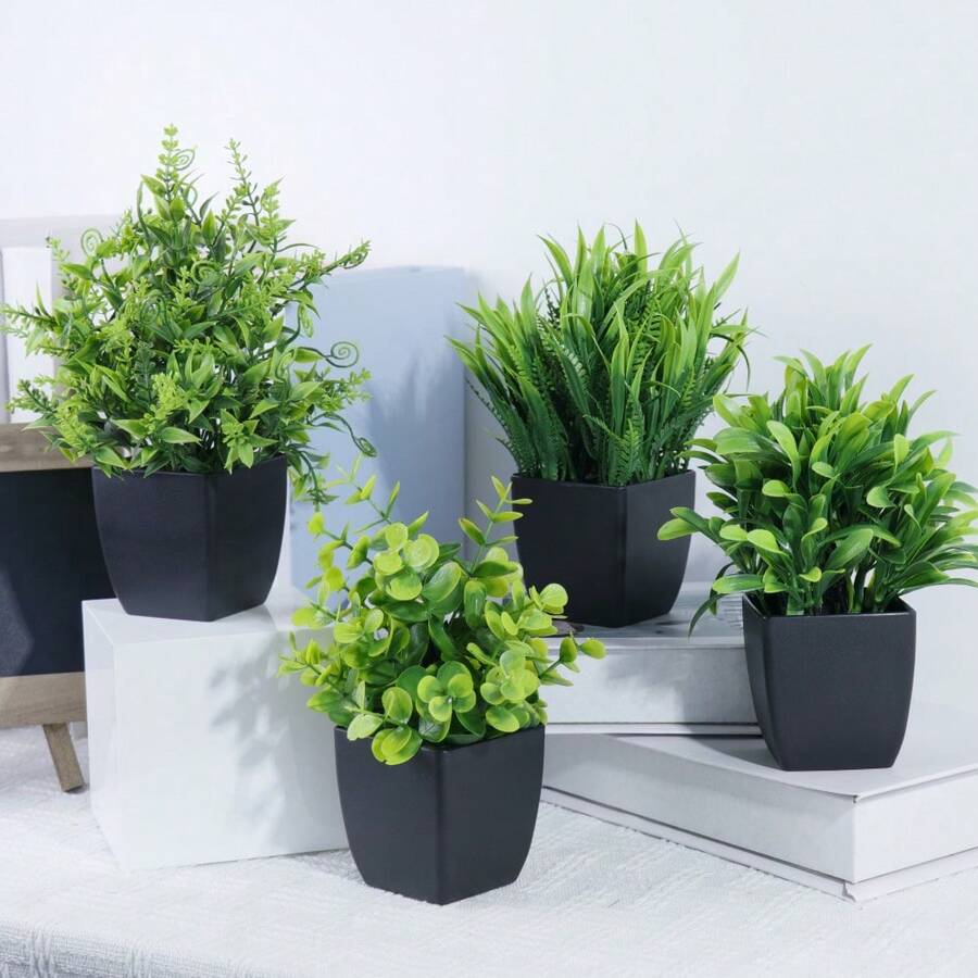 1pc Artificial Potted Plant, Mini Fake Eucalyptus Bonsai, Small Artificial Green Potted Plant, Suitable For Indoor Office, Home, Bathroom, Dining Table Decor