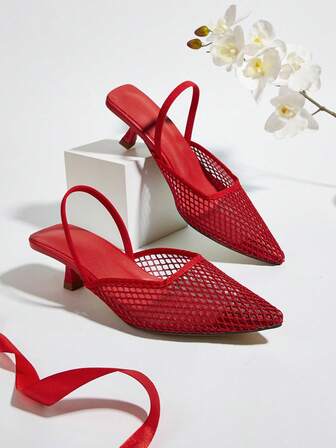 Damskor med enfärgade rombstickade nätdetaljer, ihåliga kitten klackar, eleganta höga klackar med spetsiga tår, moderiktiga höga klackar med fotledsrem, muleskor för formella tillfällen, bröllopsfest