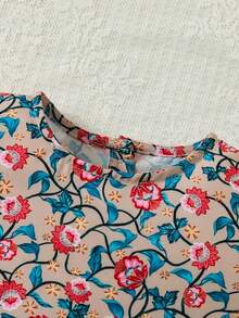 2pcs/Set Ruffle Hem Floral Top + Lace Trim Woven Belt Skirt Geometric Lace Casual Girl Outfit - White - View 4